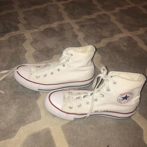 WOMENS 7 WHITE HI TOP CONVERSE